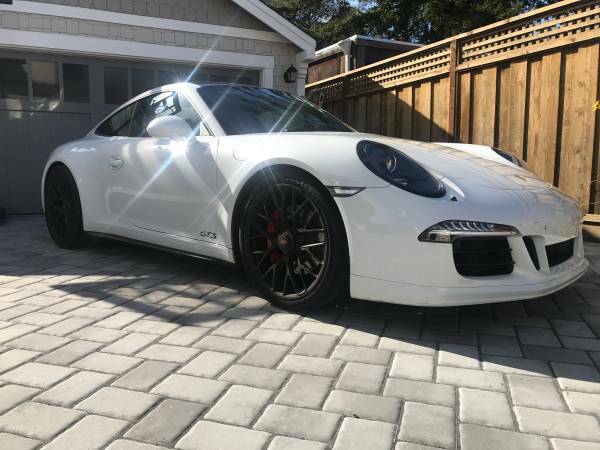 2015 Porsche 911 gts w/ CPO Warranty