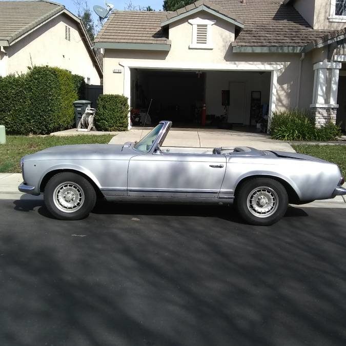 1963 Mercedes 230sl Pagoda