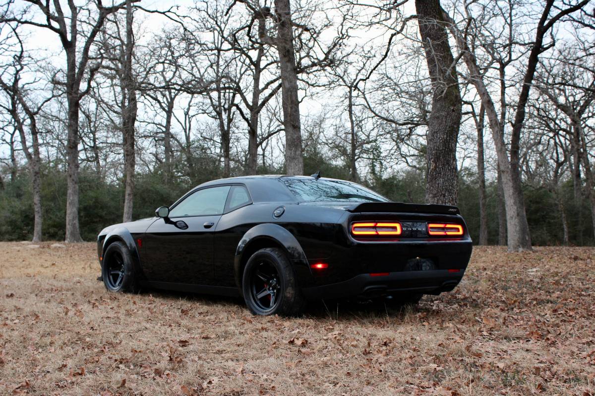 Dodge Challenger srt Demon