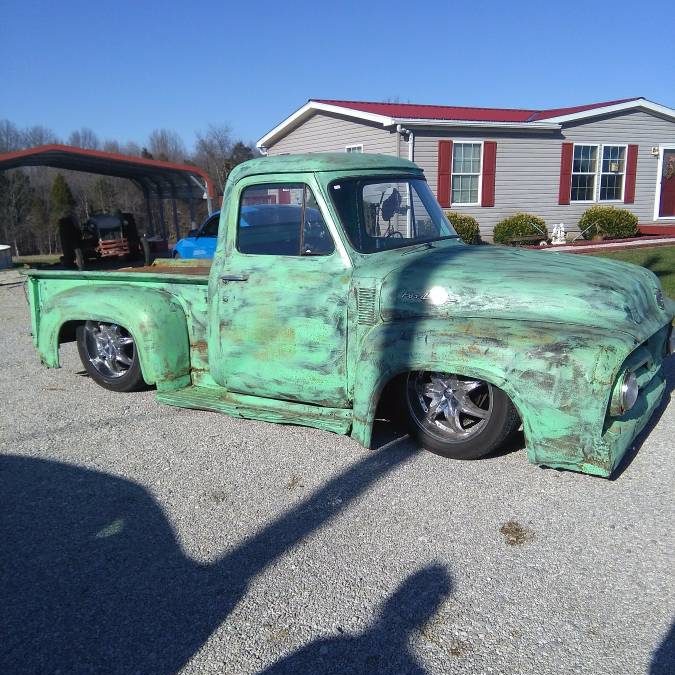 1955 Ford F100 On Air w/ 2.2 Swap